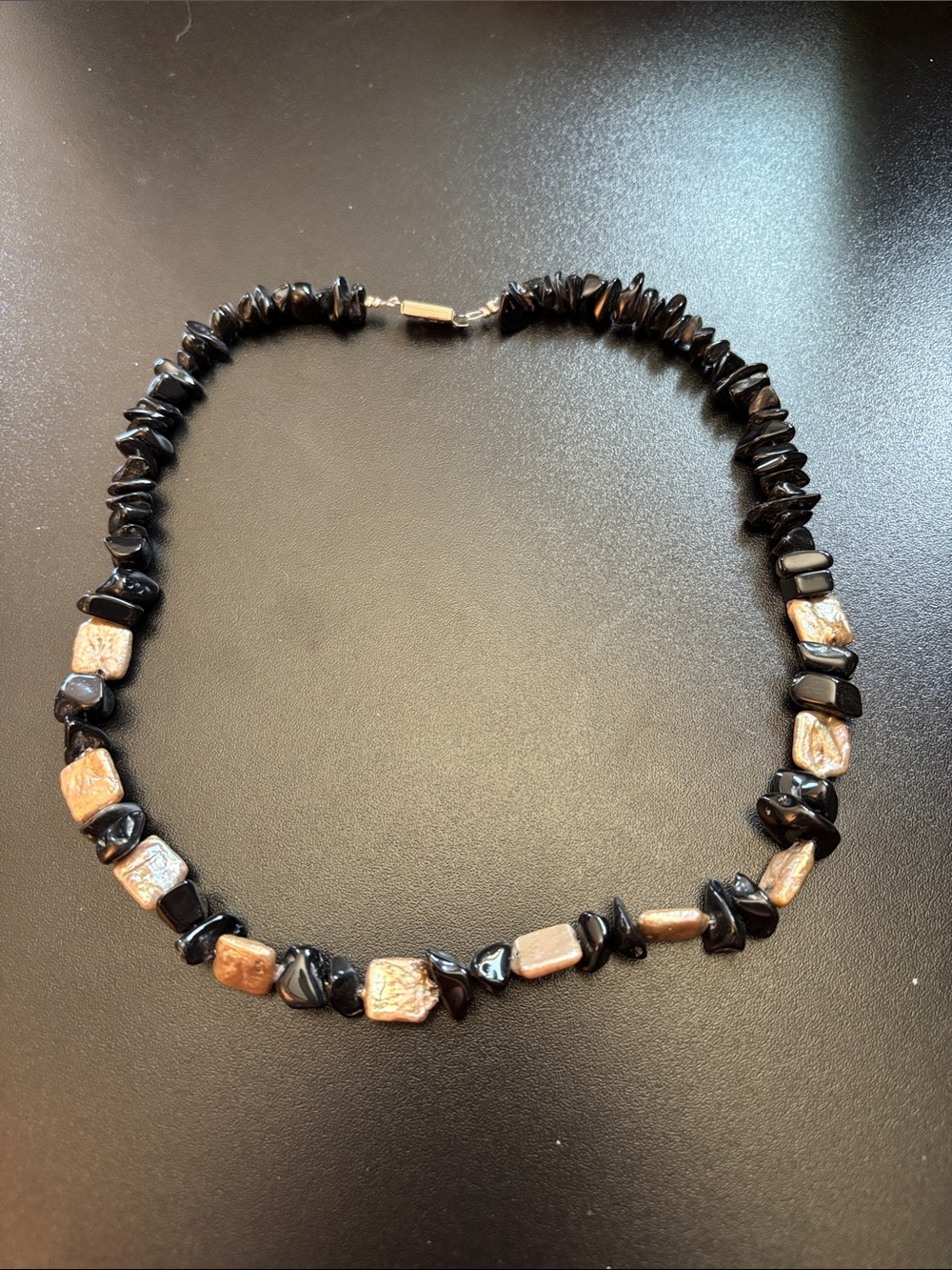 Elegant Black and Shell Bead Necklace - Women Jewelry